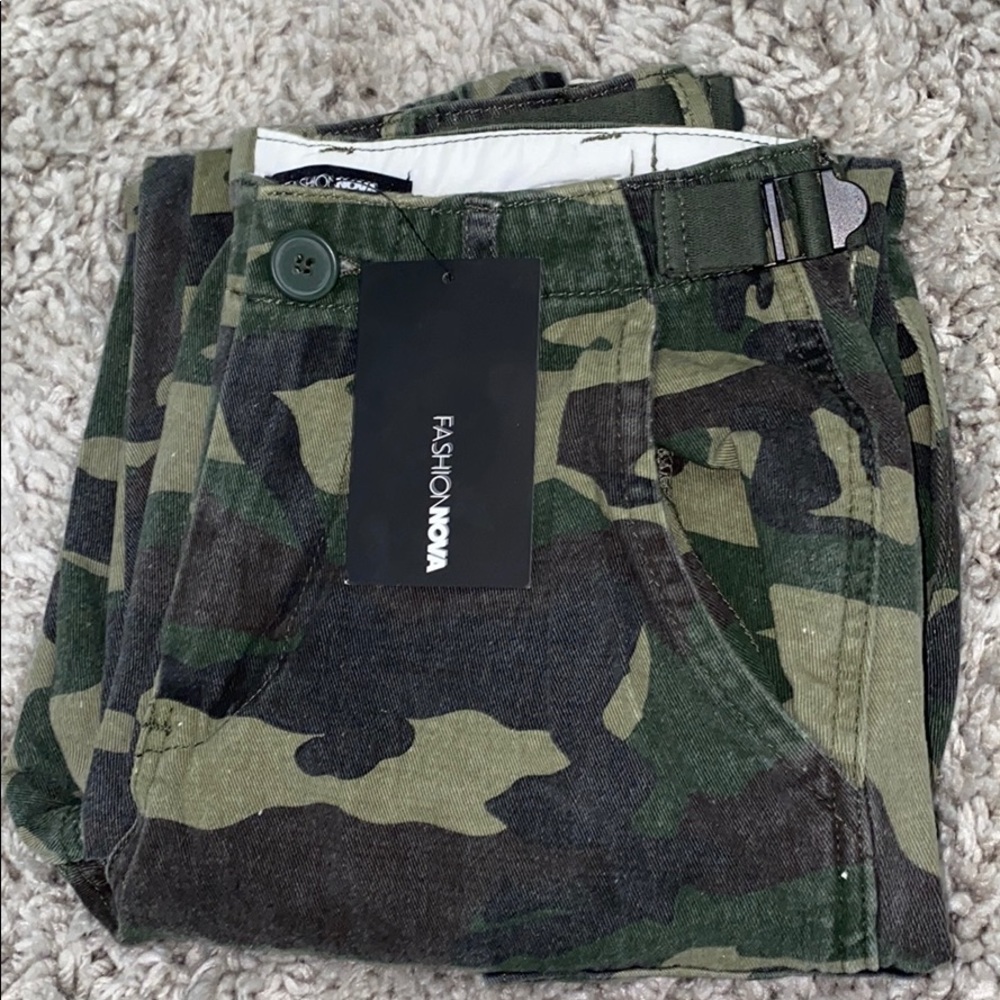 CADET KIM OVERSIZED CAMO PANTS-CAMO SIZE XS